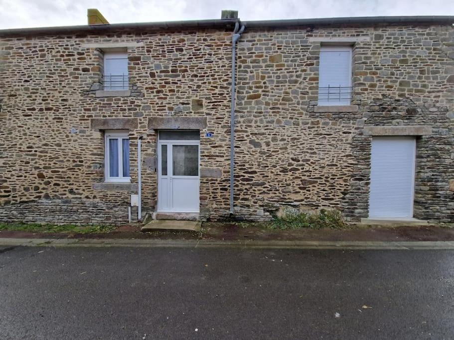 Gite A 1,9 Km Du Mont St Michel Beauvoir  Exteriör bild
